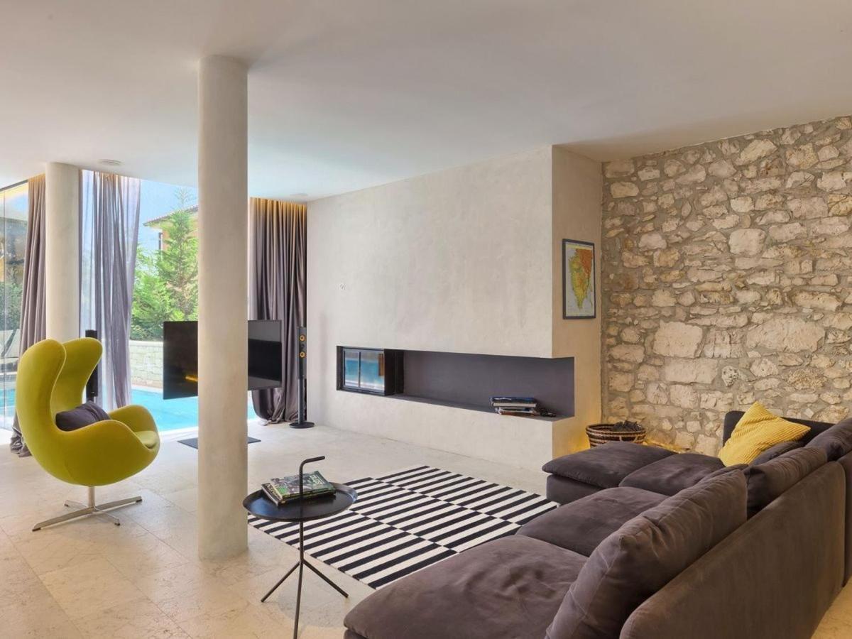 Meryema - Excellent With Sea View Vila