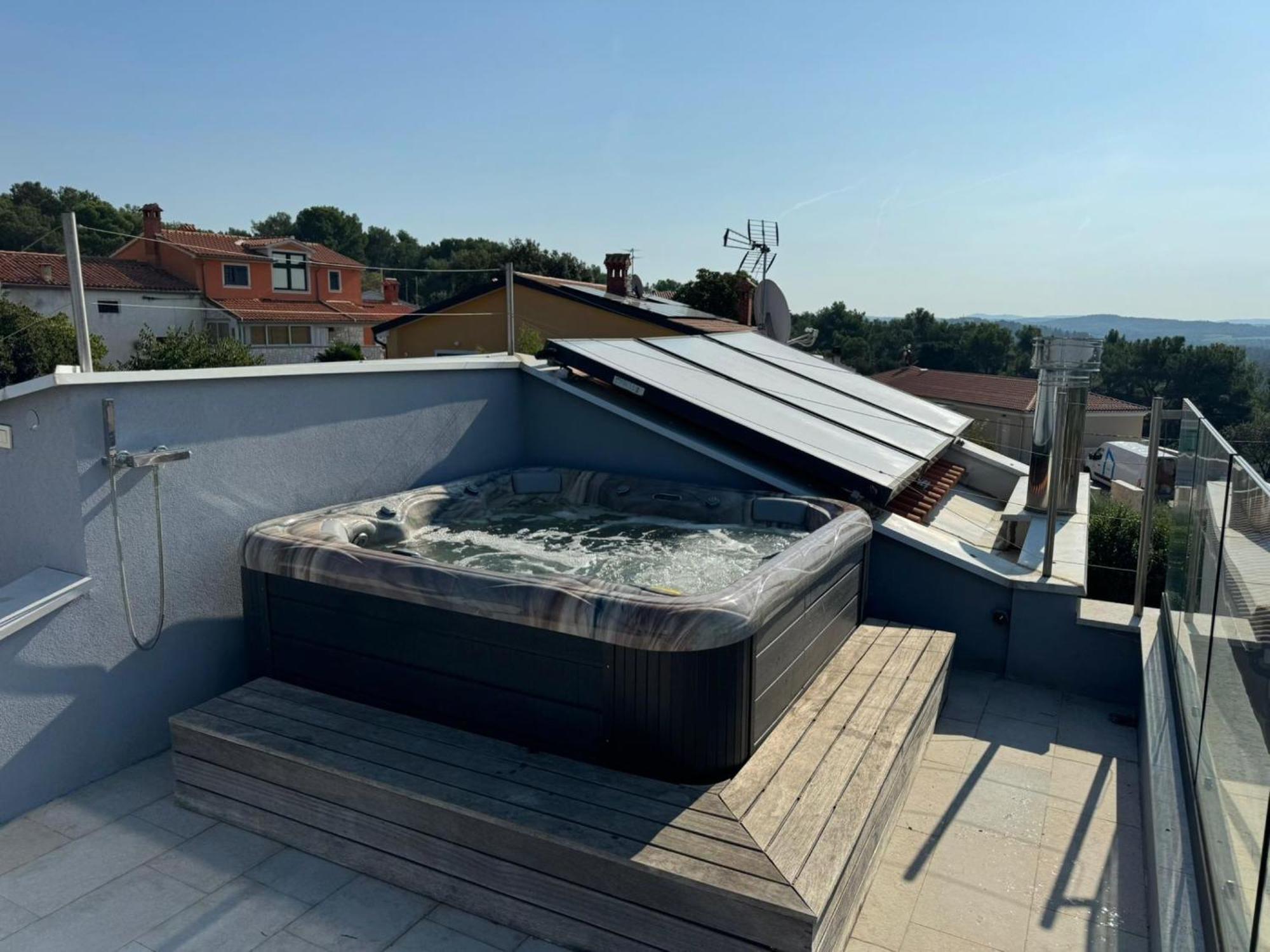 Meryema - Excellent With Sea View Porec