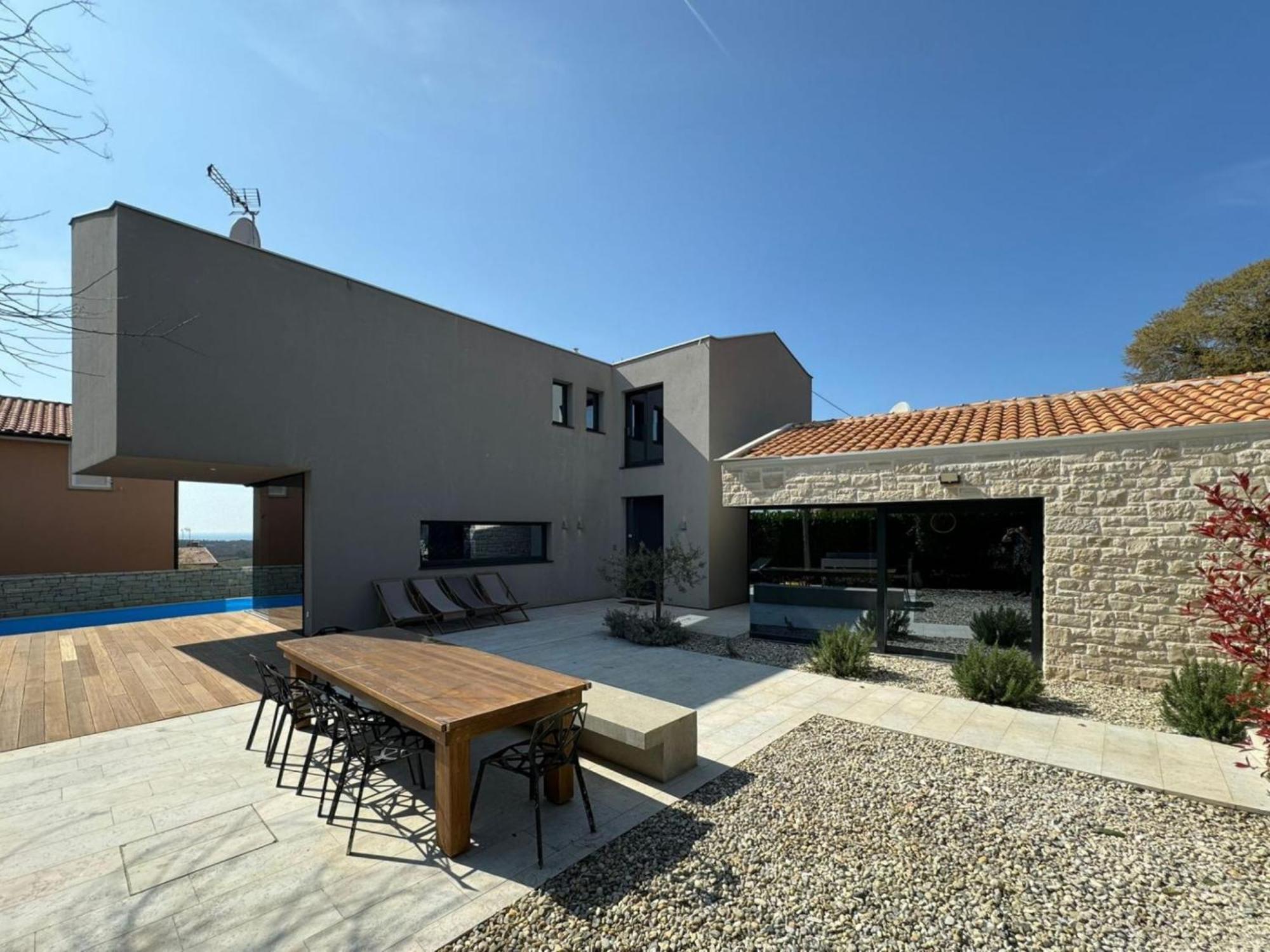 Meryema - Excellent With Sea View Porec