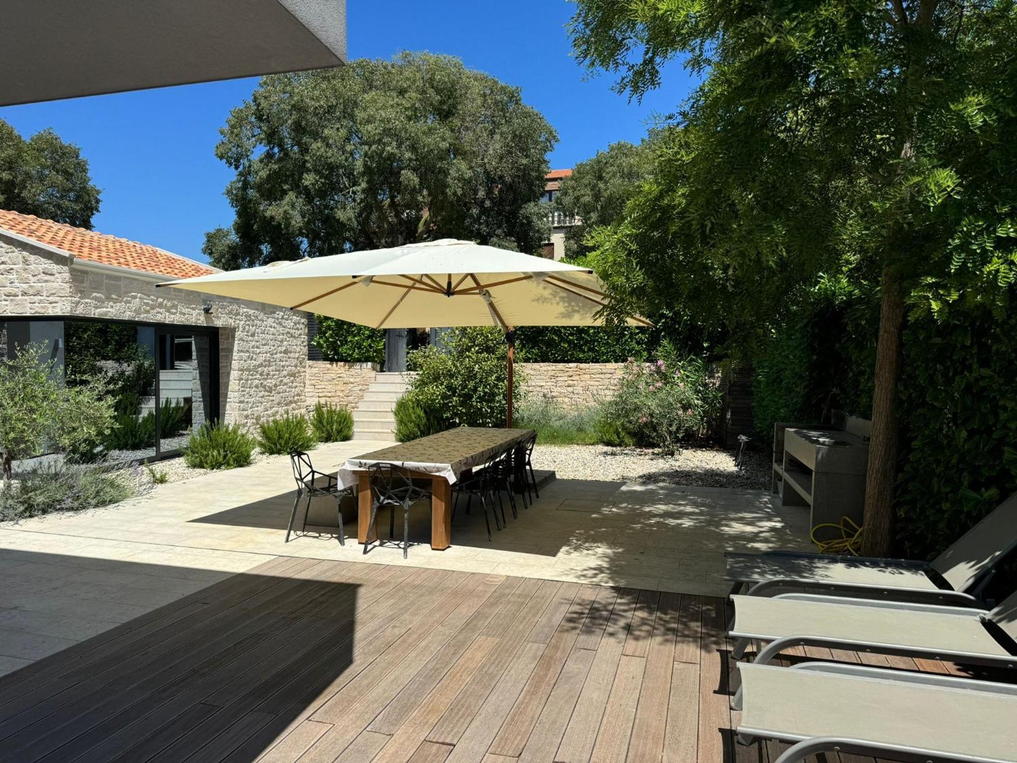 Meryema - Excellent With Sea View Vila